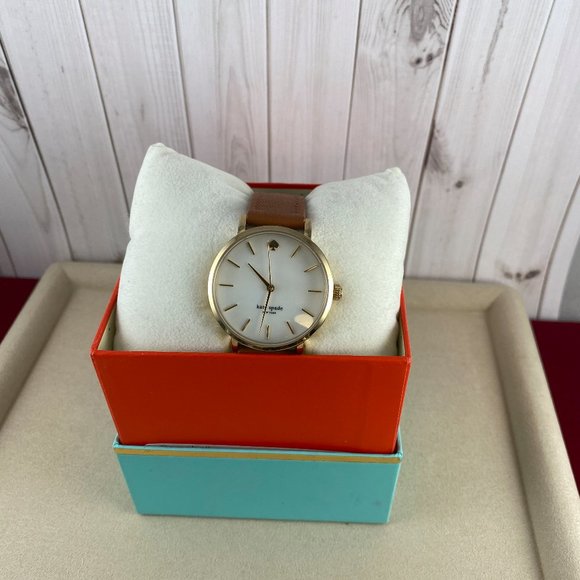 kate spade New York Women's Gold Tone with a MOP White Dial - Picture 10 of 10